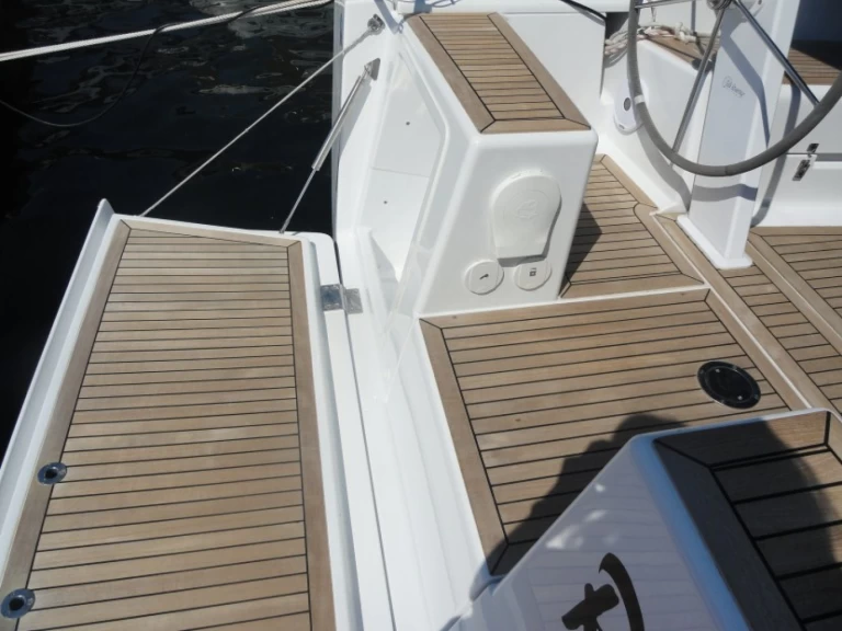 Hire Sailboat with or without skipper Hanse Pula