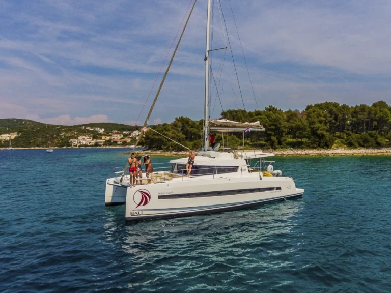 Hire a Bali Bali 4.3 Biograd na Moru