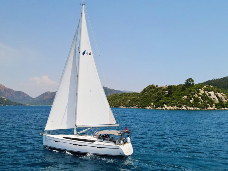 Sailboat hire in Albatros Marina - Bavaria Cruiser 46