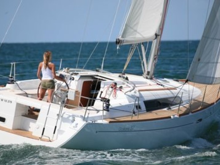 Hire Sailboat with or without skipper Bénéteau Hamble-le-Rice