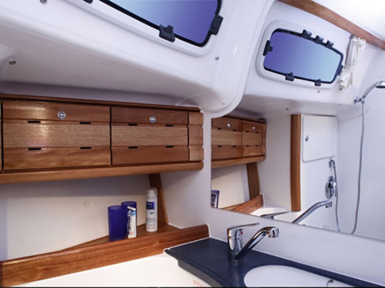 Sailboat hire in Lefkáda - Bavaria Bavaria 50 Cruiser