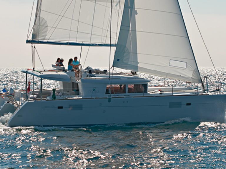 Hire Catamaran with or without skipper Lagoon Alimos