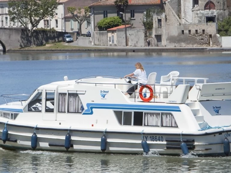 Hire a Standard Continentale Branges