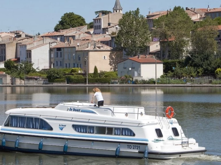 Canal boat hire in Portiragnes - Comfort Salsa A