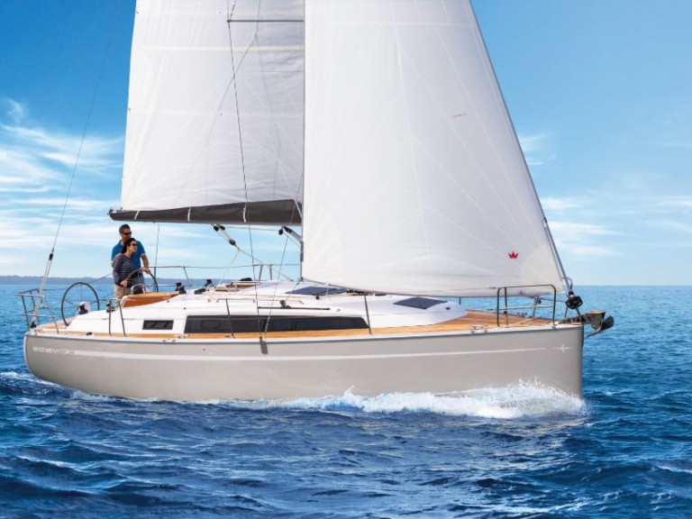 Hire a Bavaria Cruiser 34 Zadar