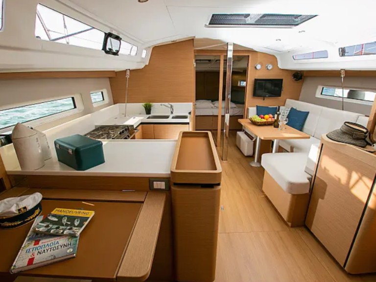 Jeanneau Sun Odyssey 440 charter bareboat or skippered in  Keramotí