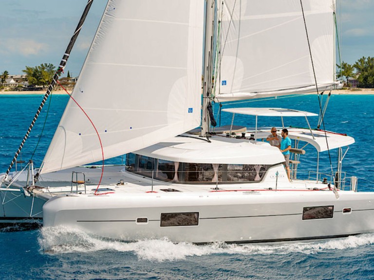 Yacht hire Can Pastilla cheap Lagoon 42