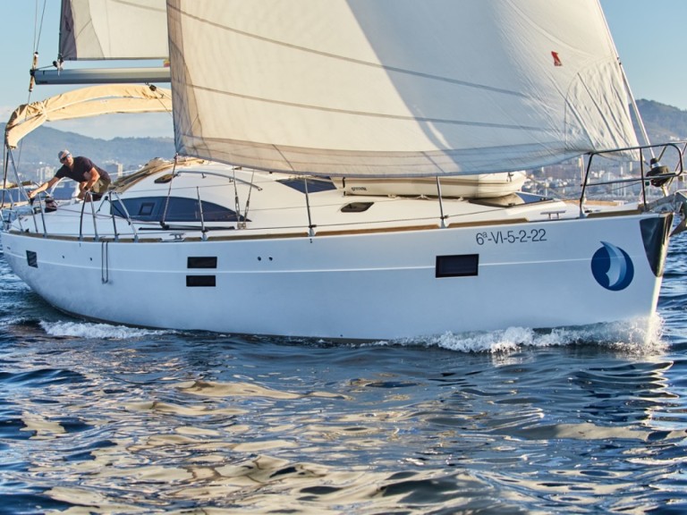 Hire Sailboat Elan with a boat licence