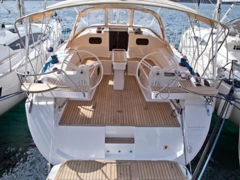 Yacht hire Vigo cheap Impression 45