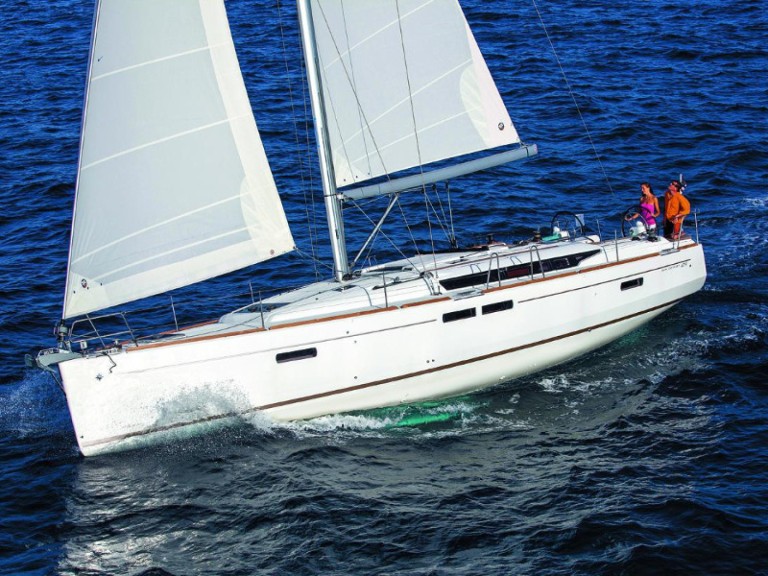 Hire a Jeanneau Sun Odyssey 509 Nieuwpoort