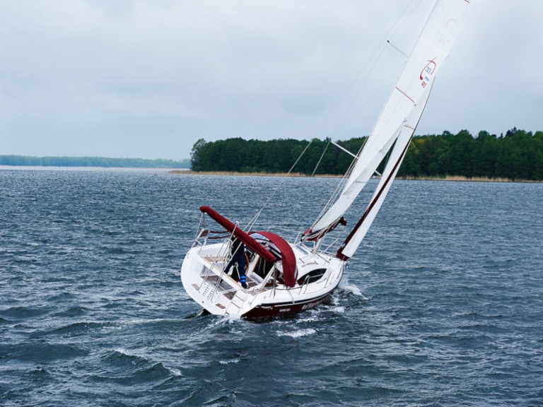 Sailboat hire in Węgorzewo - Northman Maxus 33.1 RS Prestige +