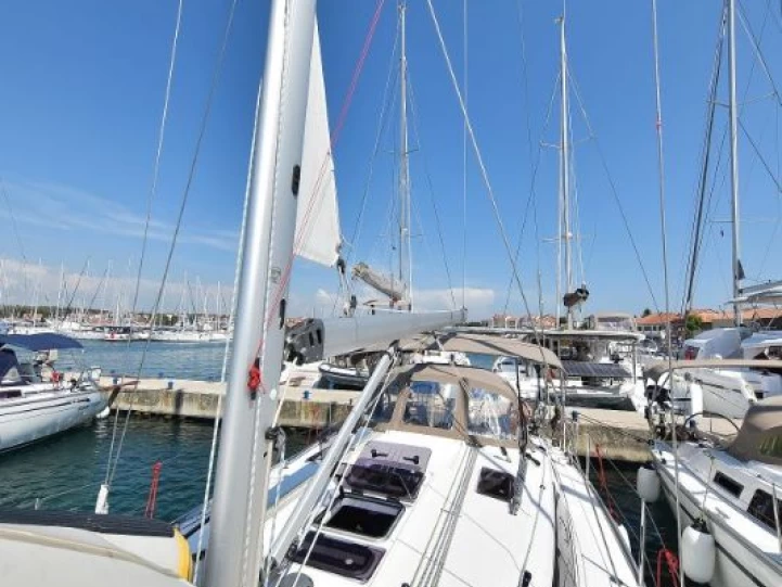 Hire Sailboat with or without skipper Bavaria Trogir