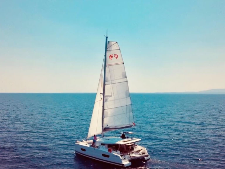 Charter a Fountaine Pajot Lucia 40 in San Miguel De Abona on Samboat