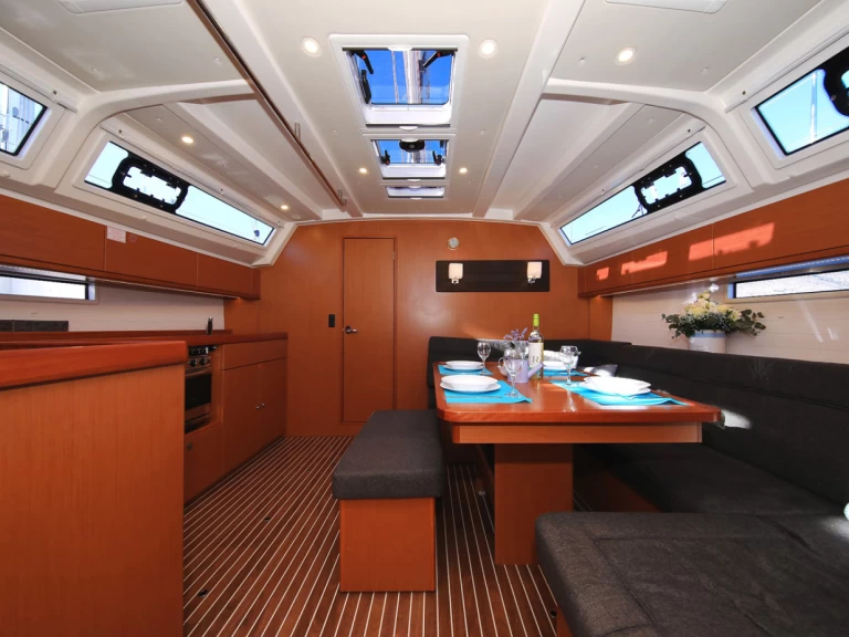 Hire a Bavaria Cruiser 46 Biograd na Moru