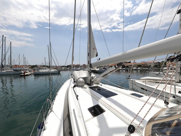 Sailboat to hire Trogir at the best price