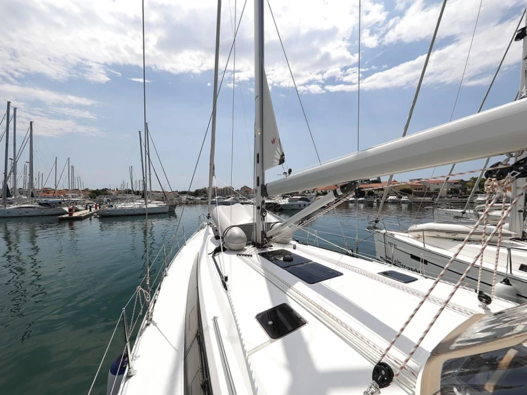 Sailboat to hire Trogir at the best price