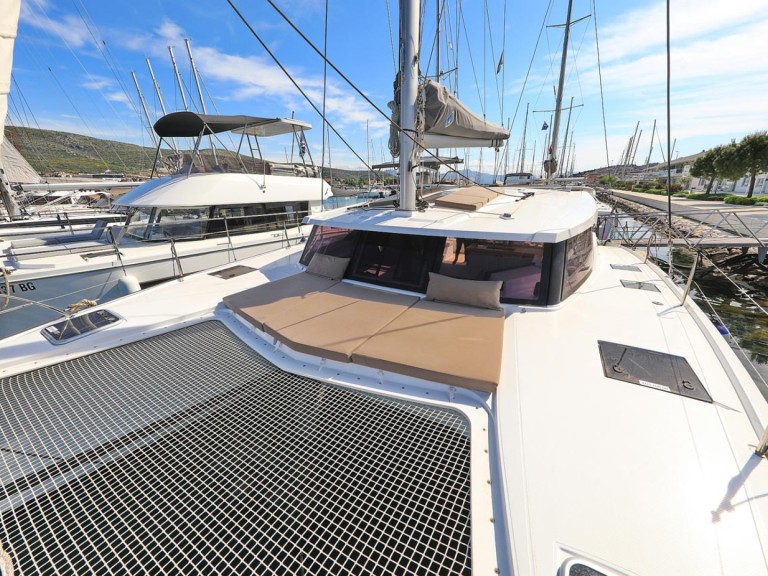 Hire a Fountaine Pajot Lucia 40 Biograd na Moru
