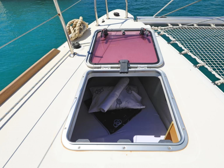 Yacht hire Trogir cheap Lagoon 400