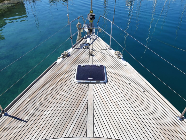 Bénéteau Oceanis 50 Family charter bareboat or skippered in  Pula