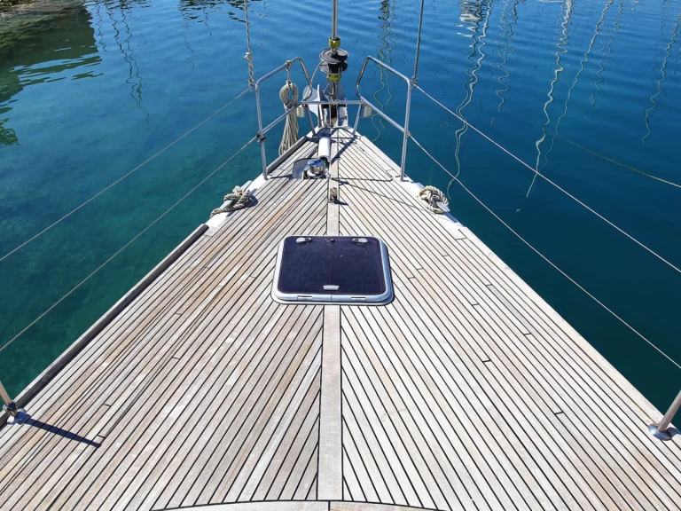 Bénéteau Oceanis 50 Family charter bareboat or skippered in  Pula