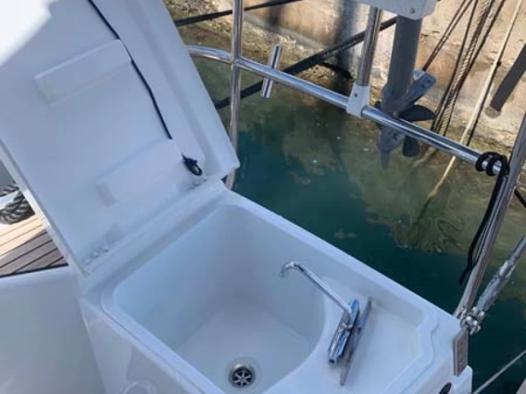 Hire a Jeanneau Sun Odyssey 440 San Miguel De Abona