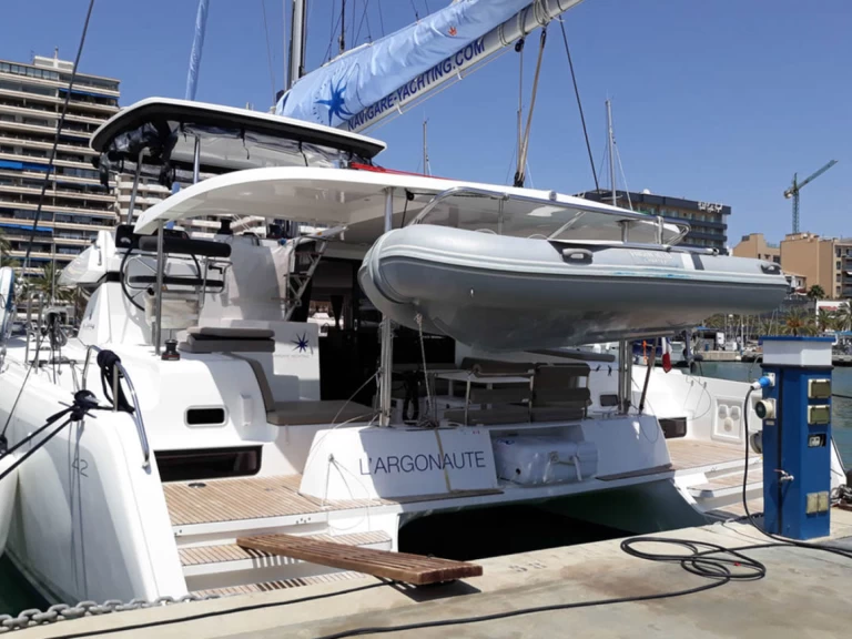 Yacht charter Palma de Mallorca - Lagoon Lagoon 42 on SamBoat