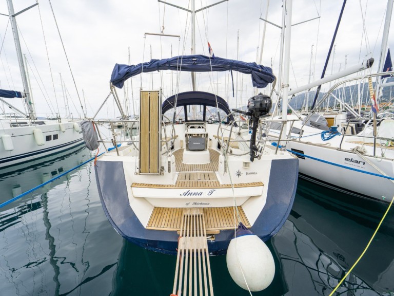 Hire a Jeanneau Sun Odyssey 49 Kaštela