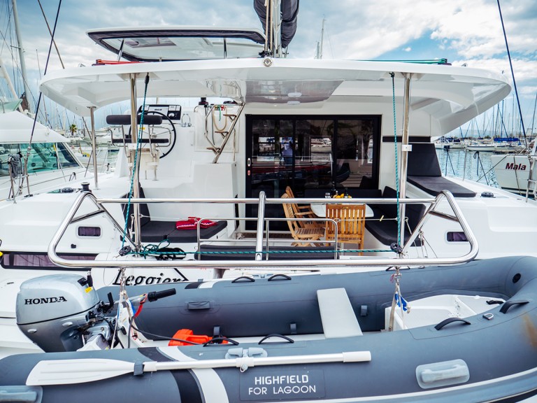 Charter a Lagoon Lagoon 42 in Rogoznica on Samboat