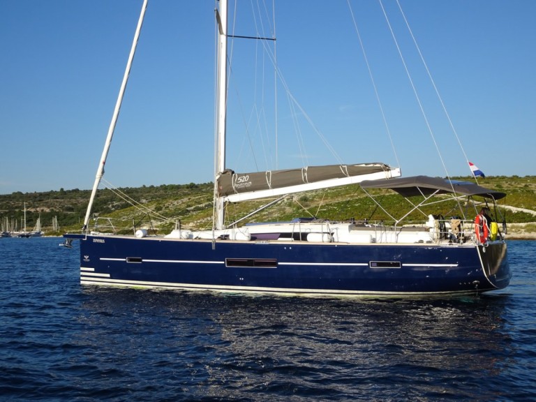 Sailboat hire in Primošten - Dufour Dufour 520 Grand Large