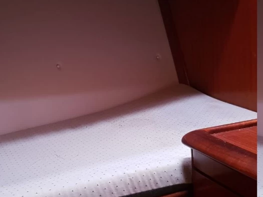 Hire a Bavaria Bavaria 44 Punat