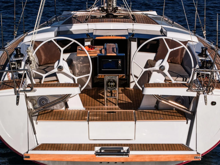 Yacht charter Komolac - Hanse Hanse 388 on SamBoat