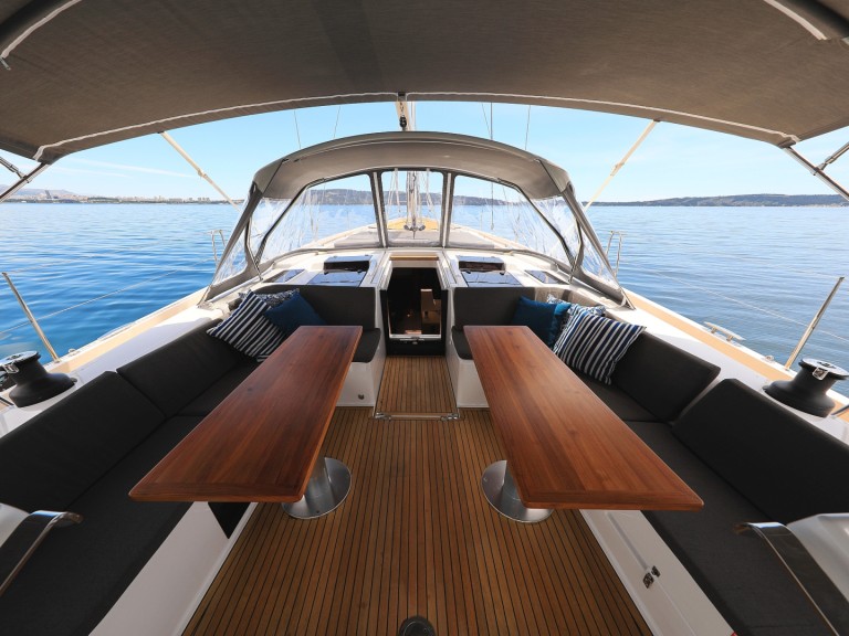 Sailboat hire in Seget Donji - Hanse Hanse 588