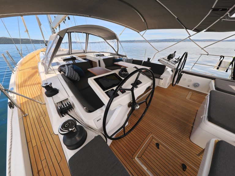 Hire Sailboat Hanse with a boat licence