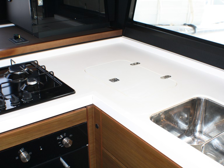 Hire Catamaran with or without skipper Nautitech Golfo Aranci