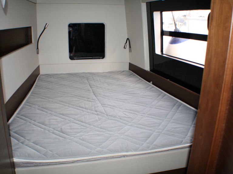 Catamaran to hire Golfo Aranci at the best price