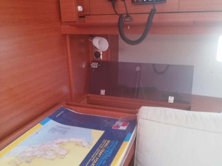 Hire Sailboat with or without skipper Dufour Medulin