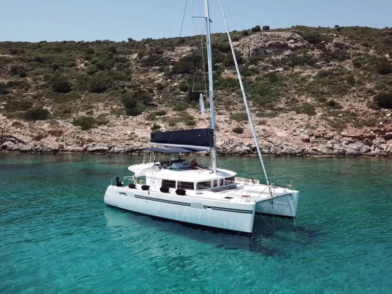 Hire Catamaran with or without skipper Lagoon Alimos
