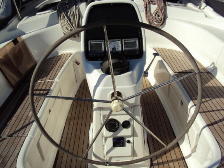 Sailboat hire in Trget - Bavaria Bavaria 39 Cruiser