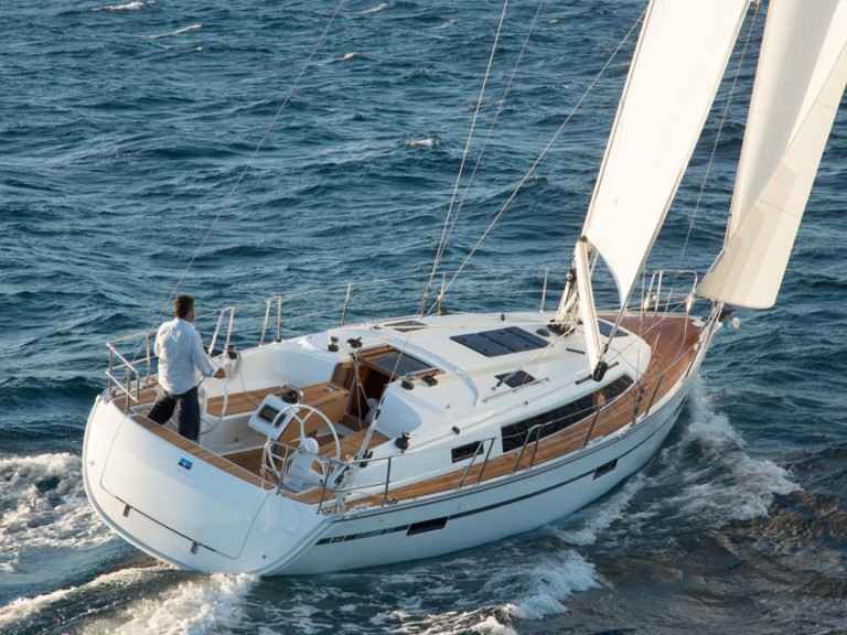 Hire a Bavaria Cruiser 37 Zaton