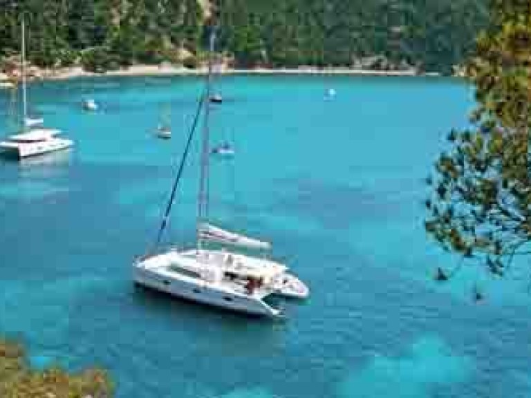 Catamaran to hire Seget Donji at the best price