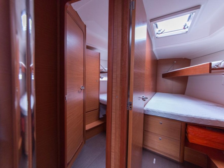 Yacht charter Zaton - Dufour Dufour 460 Grand Large on SamBoat