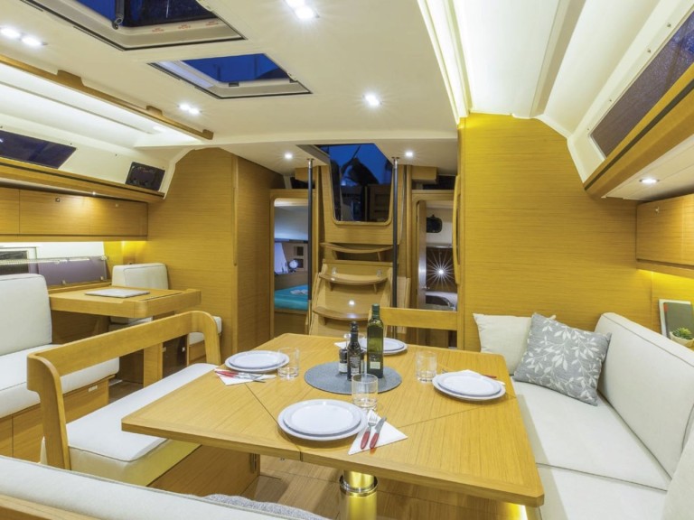 Charter a Dufour Dufour 520 Grand Large in Olbia on Samboat