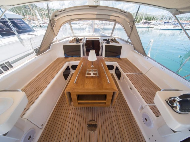 Hire Sailboat with or without skipper Dufour Palma de Mallorca