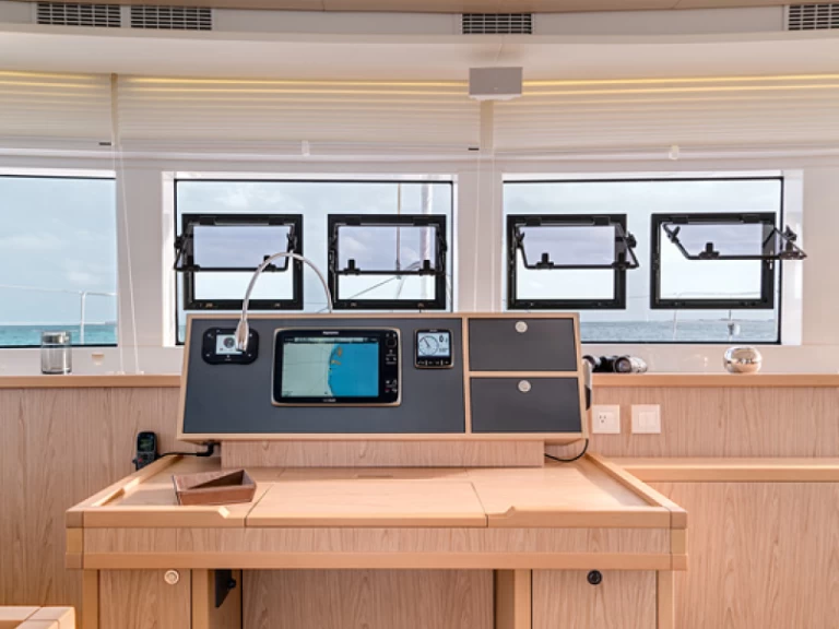 Charter a Lagoon Lagoon 52 F in Alimos on Samboat