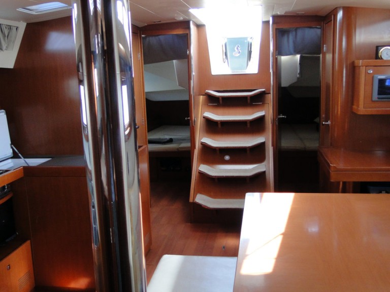 Sailboat hire in Zaton - Bénéteau Oceanis 48