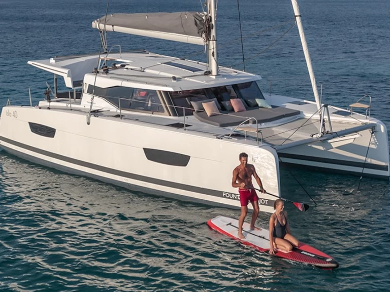 Yacht charter Adaköy - Fountaine Pajot Isla 40 on SamBoat