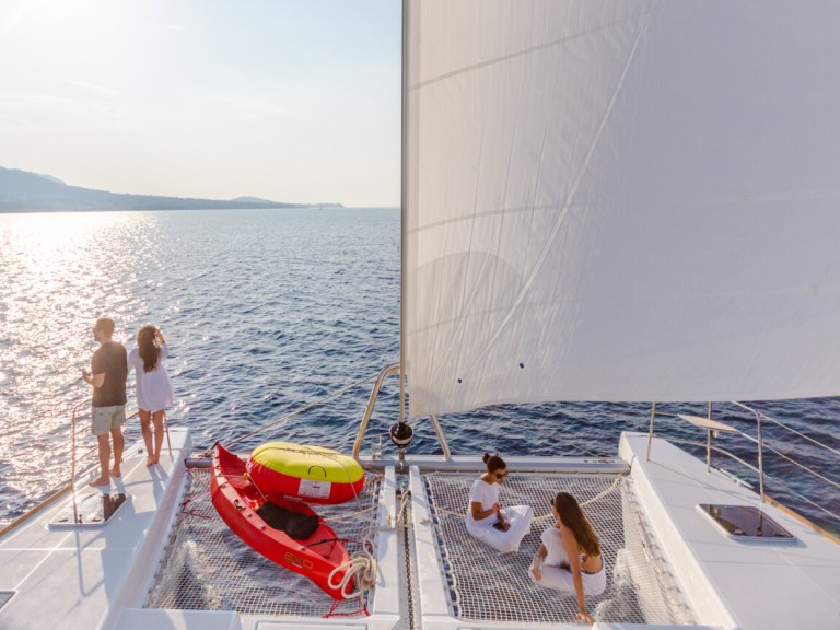 Catamaran to hire Ellinikó at the best price