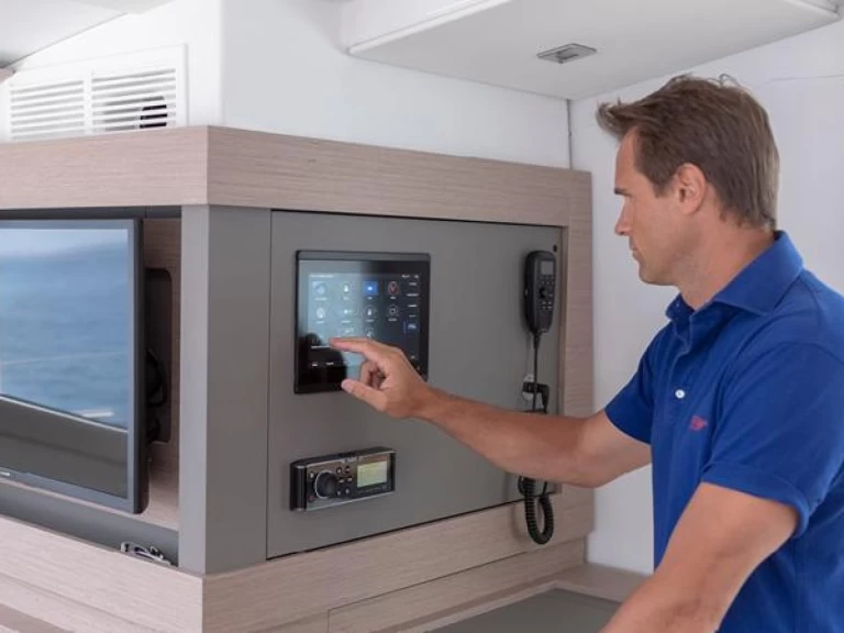 Hire Catamaran with or without skipper Fountaine Pajot Road Town