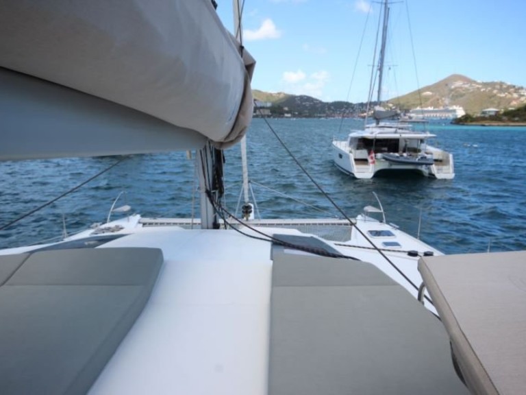 Catamaran to hire Frenchtown at the best price