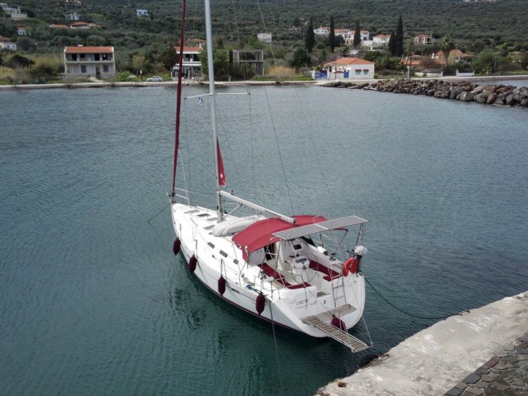 Sailboat hire in Palaio Faliro - Bénéteau Oceanis 393 Clipper